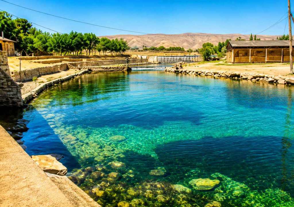 44 Springs — Famous Natural Springs and a Beautiful Place to Relax