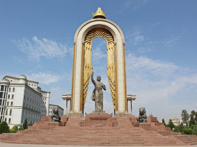 مستكشف مدينة دوشنبه