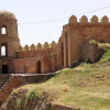 اكتشاف قلعة حصار