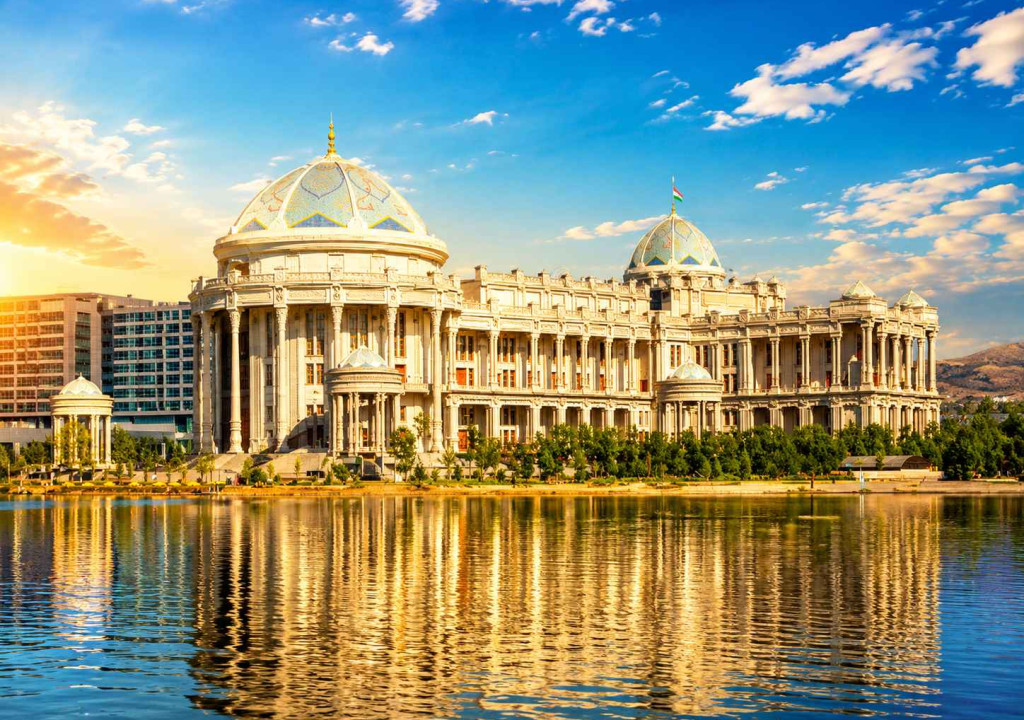 Kokhi Navruz – A Luxurious Palace in Oriental Style